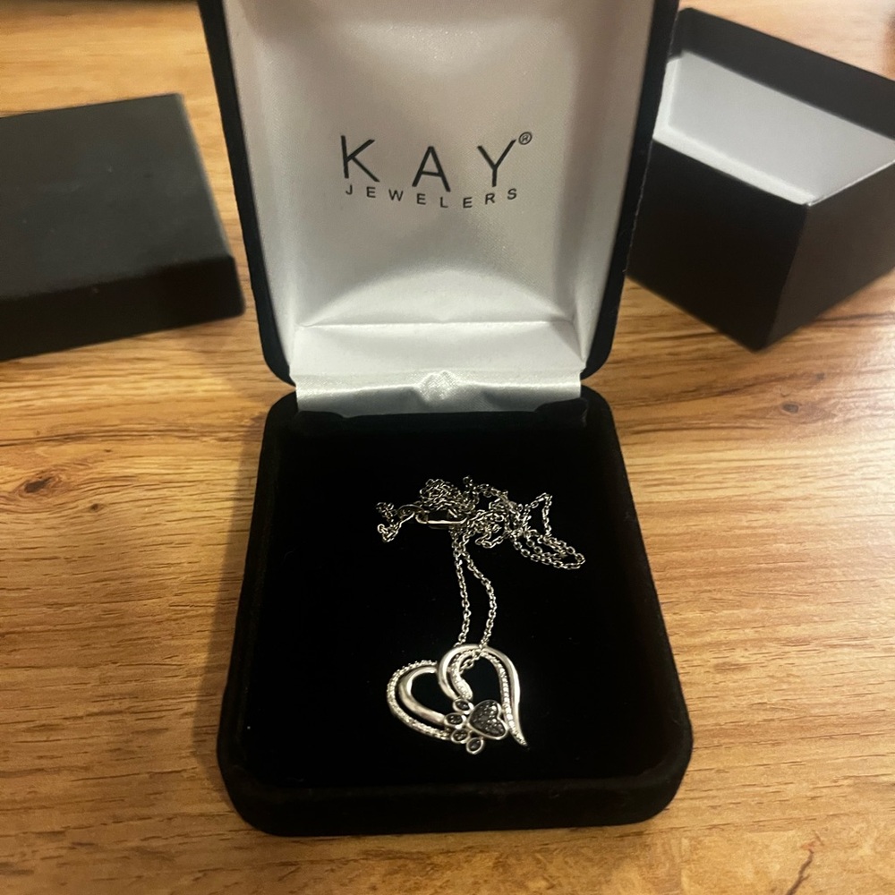 Kay Jewelers Silver Heart Pendant Necklace